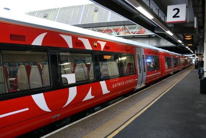 Gatwick Express told to remove misleading ads