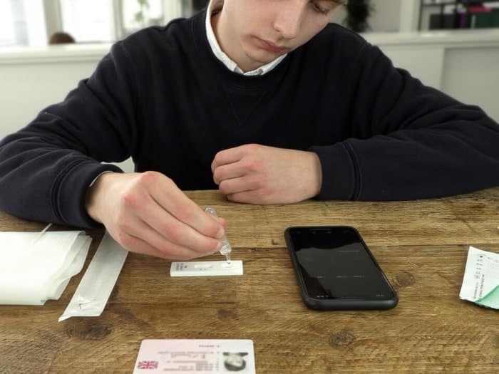 NHS app to be used as coronavirus passport for international travel Featured Image